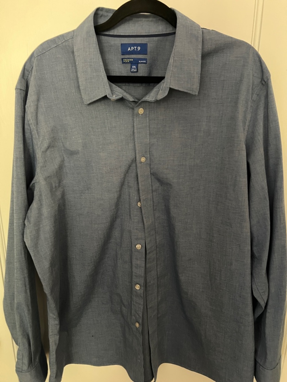Apt. 9 Men's Light Blue Chambray Button-Up Shirt